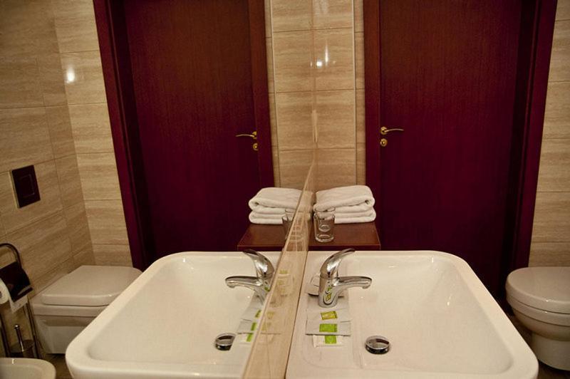 Hotel Vis A Vis Ланьцут Номер фото