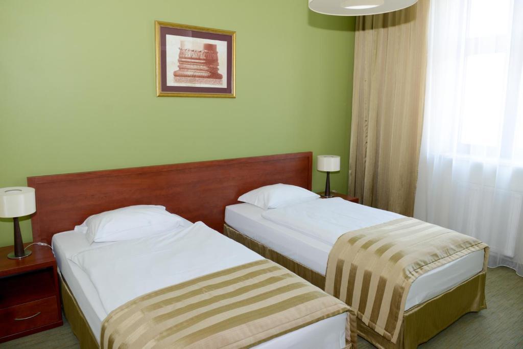 Hotel Vis A Vis Ланьцут Номер фото
